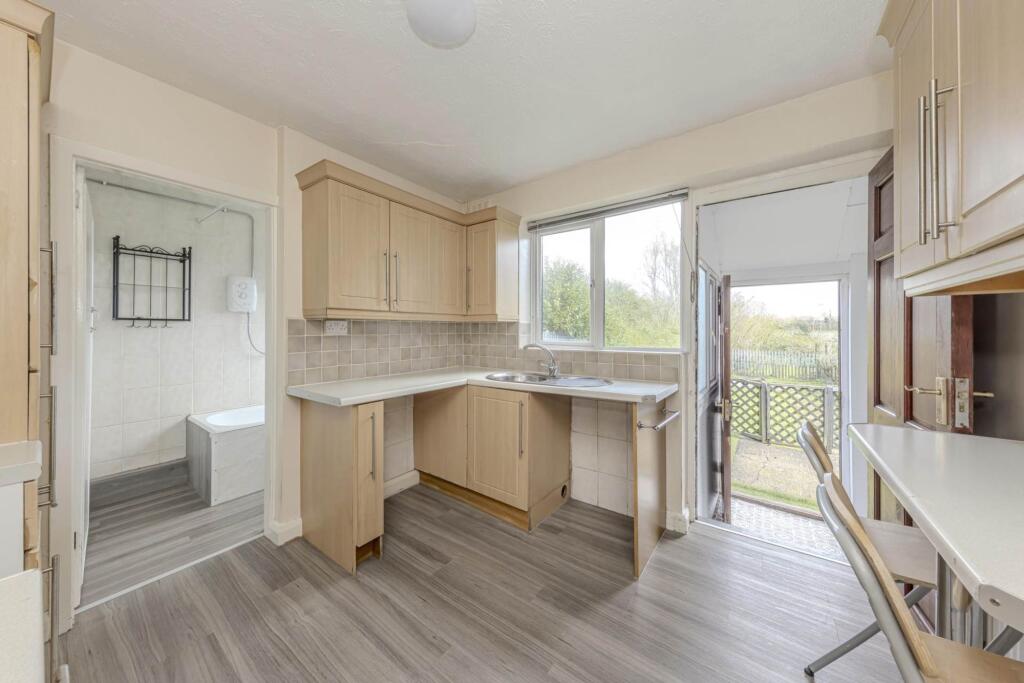 House in Newcastle-under-Lyme, Staffordshire - View 4