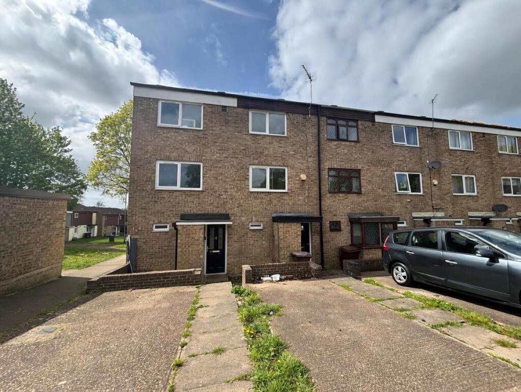 Main image of property: Poppyfield Court, Lings, Northampton NN3