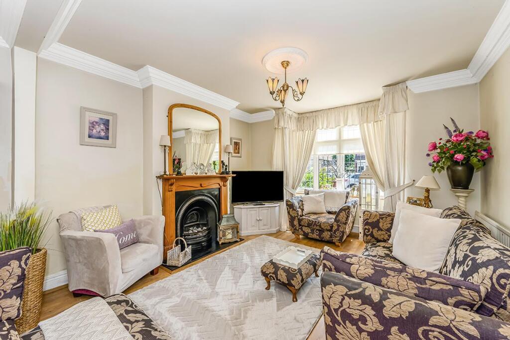 Frankland Road, Chingford photo 3