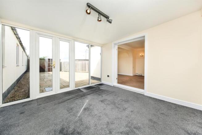 Garden Room.jpg