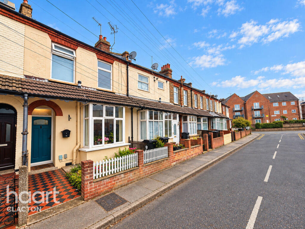 3-bed terraced on Oxford Crescent, Clacton-On-Sea, £240,000