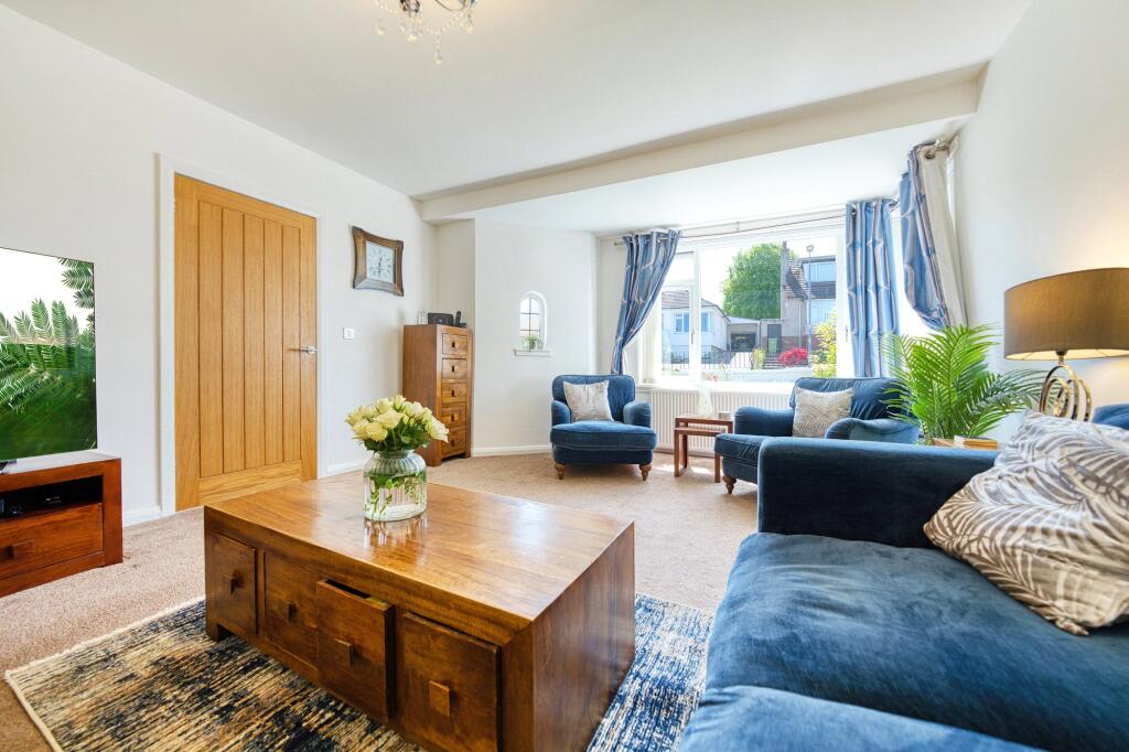 Keystone Quadrant, Milngavie photo 4