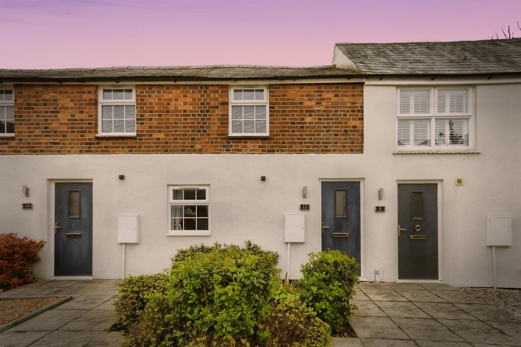 Main image of property: Wharf Lane, Old Stratford, Milton Keynes