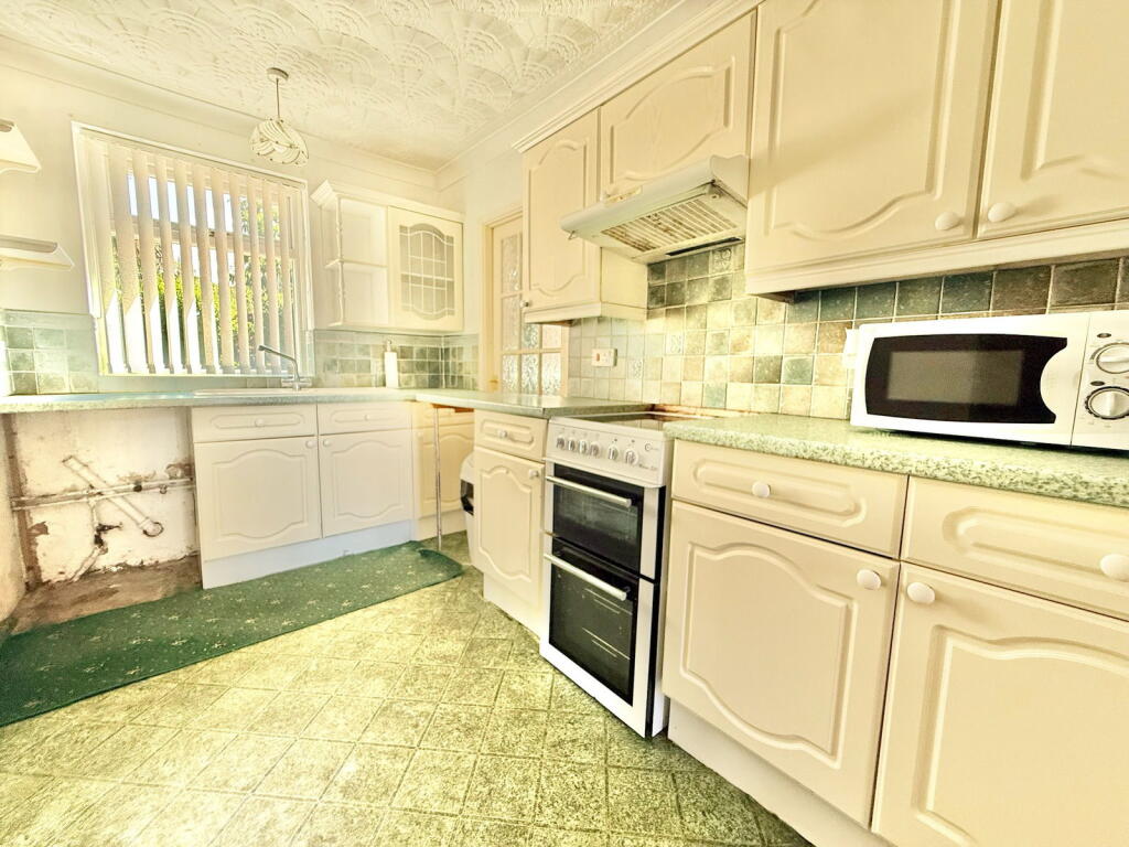House in Dudley - View 5