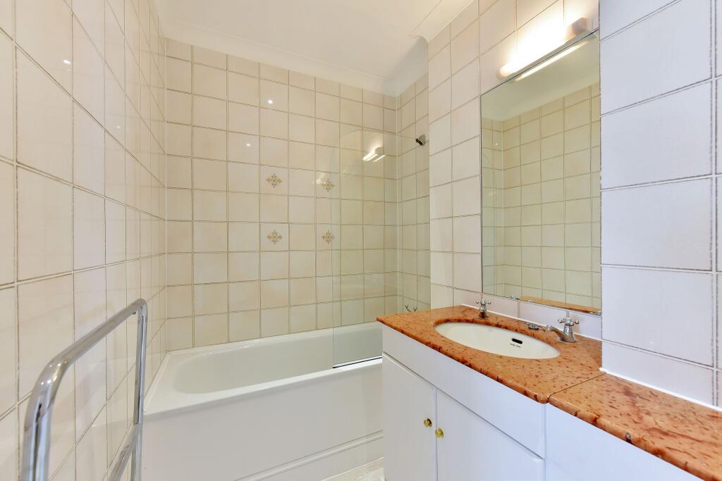 Apartment in London, Victoria - View 5