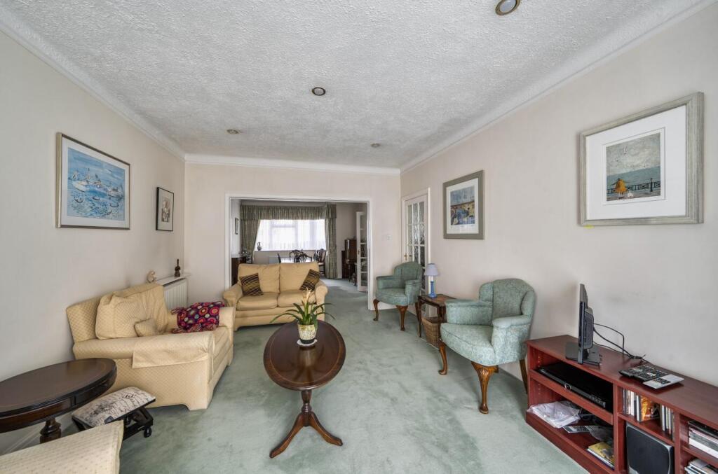 Howberry Road, Edgware, HA8 photo 3