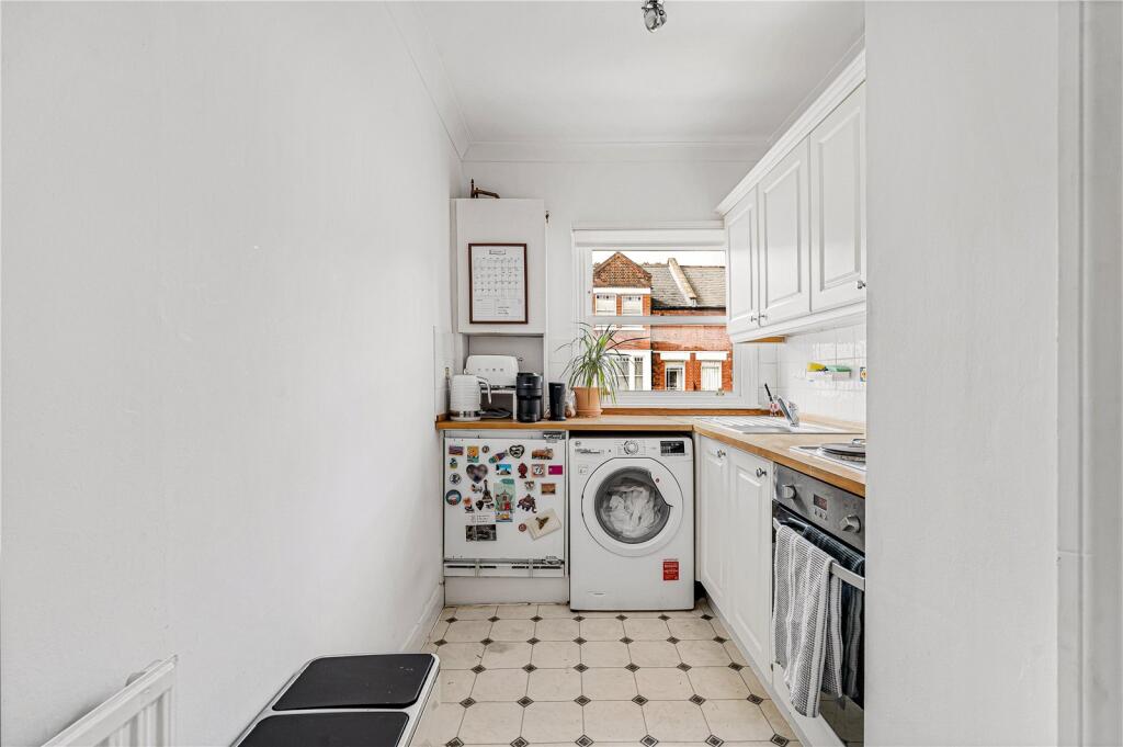 Apartment in London - View 4