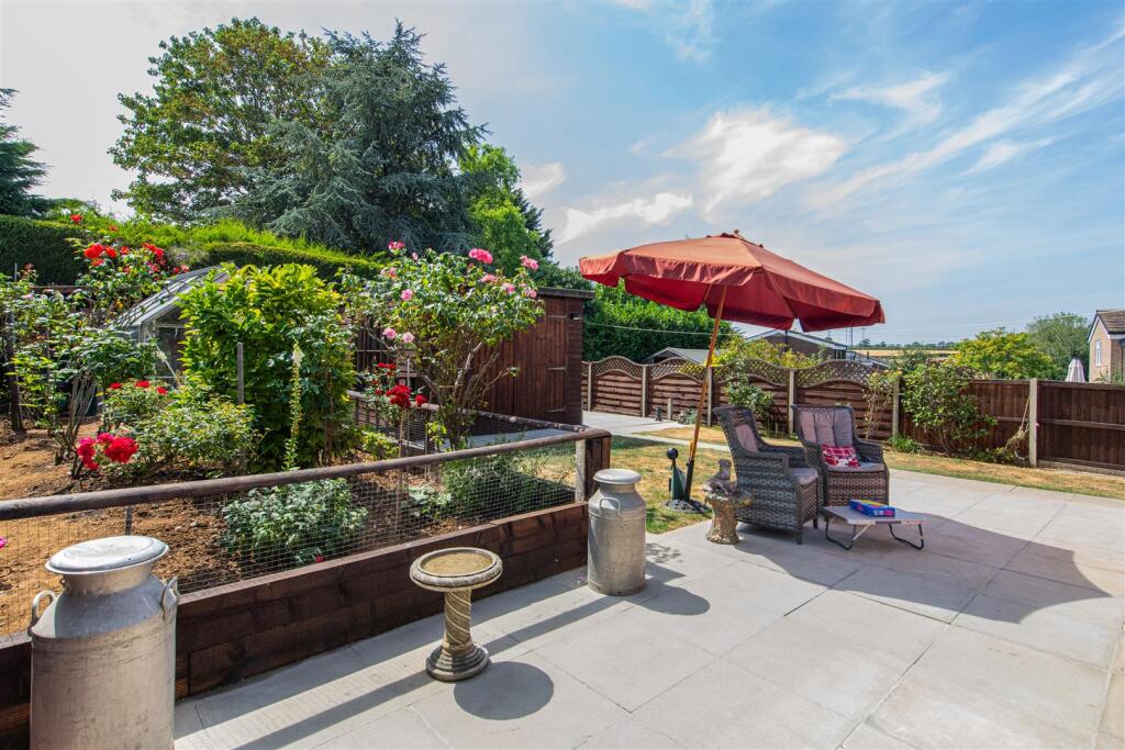 Orlingbury Road, Little Harrowden photo 2