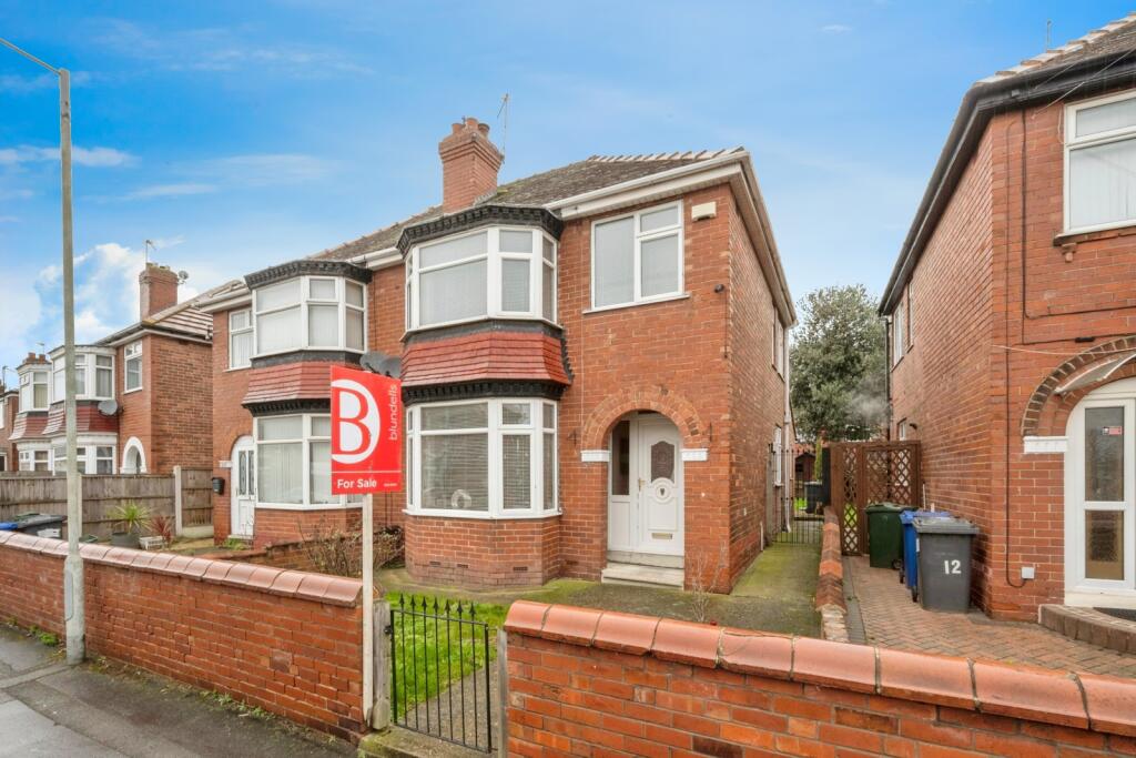 4-bed semi-detached on Rufford Road, Doncaster, South Yorkshire, DN4, £190,000
