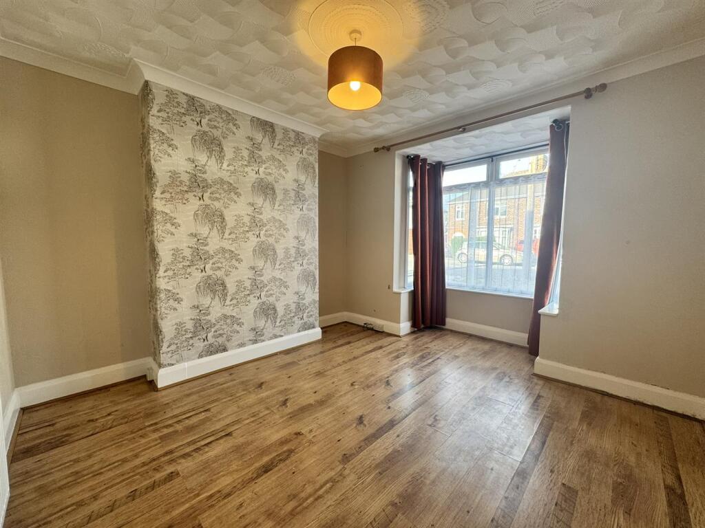 House in Peterborough - View 3