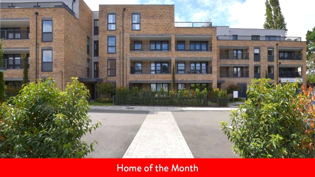 Main image of property: Oaklands House, 2 Littleworth Road, Esher, KT10