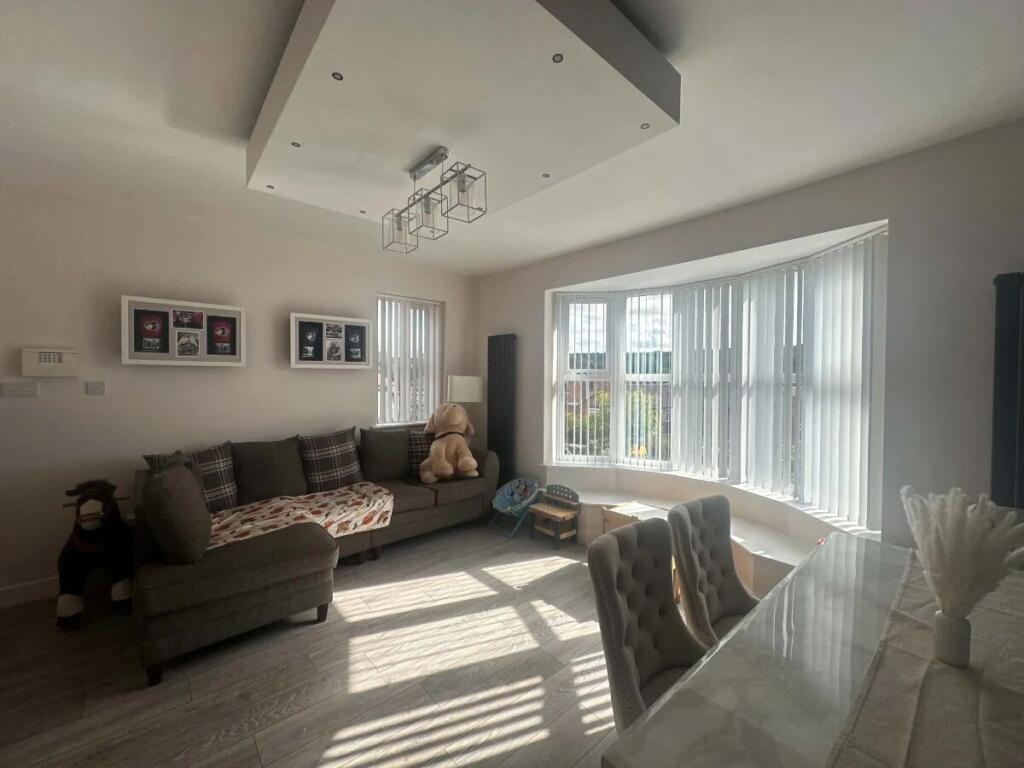 House in Doncaster, South Yorkshire - More