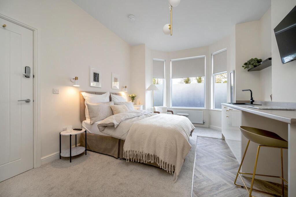 Main image of property: Studio 1, Tamworth Road, NG10