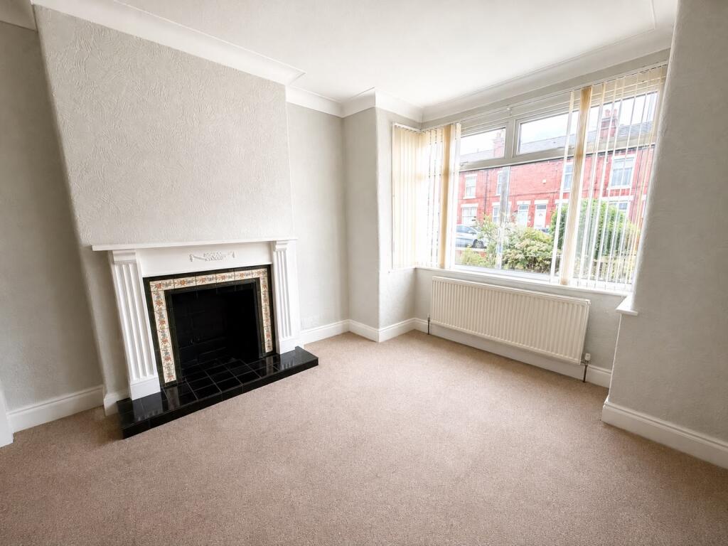 House in Stockport, Woodbank Estate, Portwood - View 5