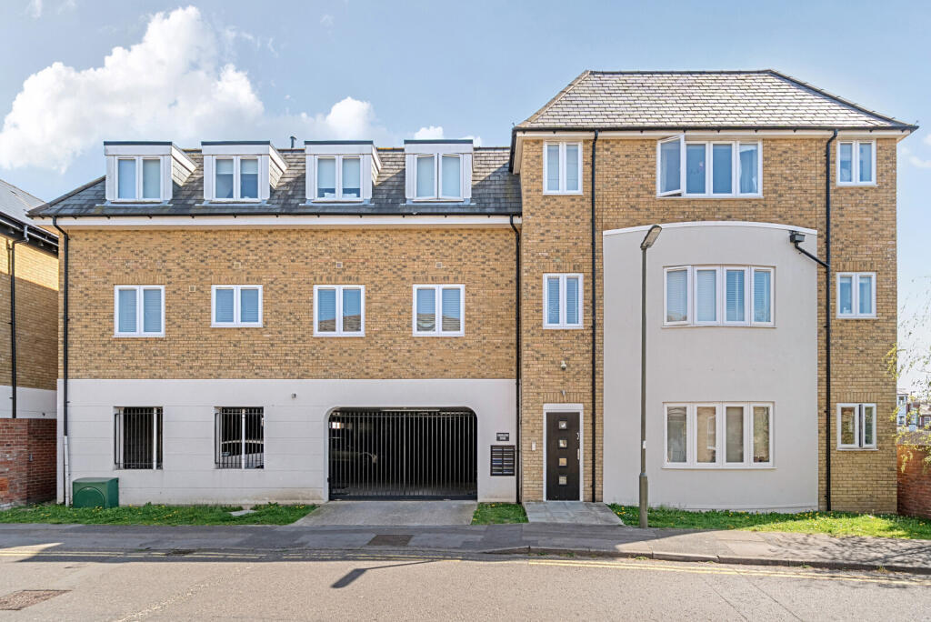 Main image of property: Gogmore Lane, Chertsey, KT16