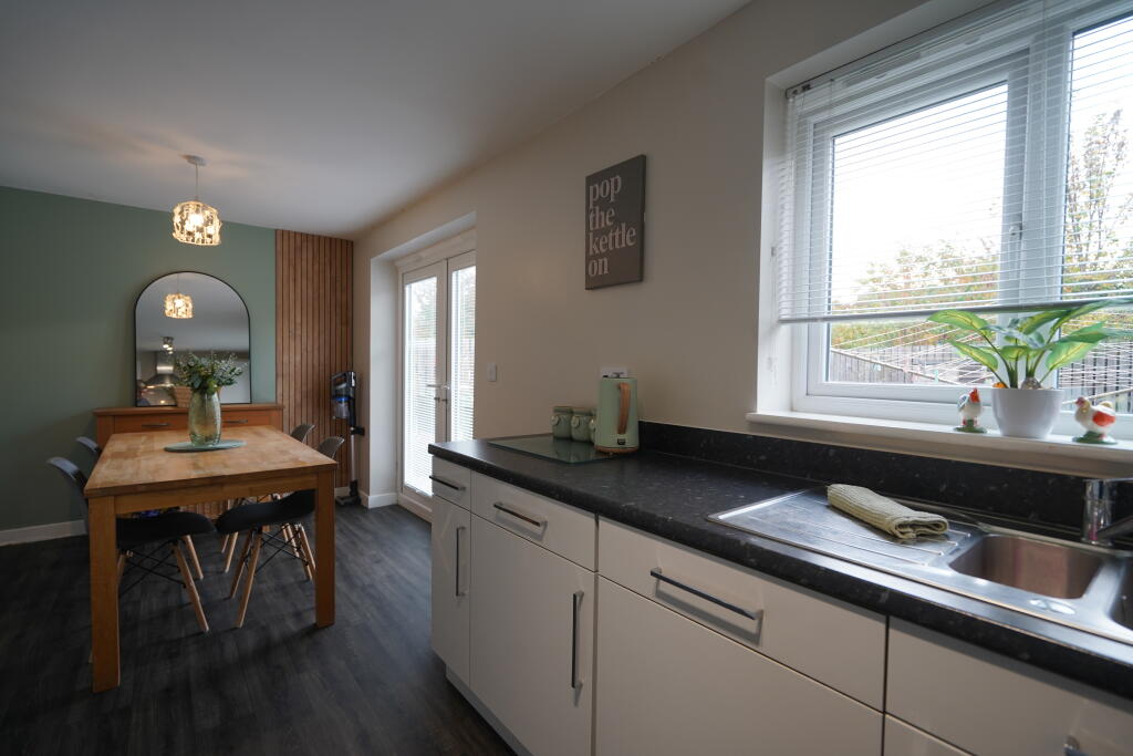 House in Wakefield, Mulberry Grange, Cutsyke - View 4