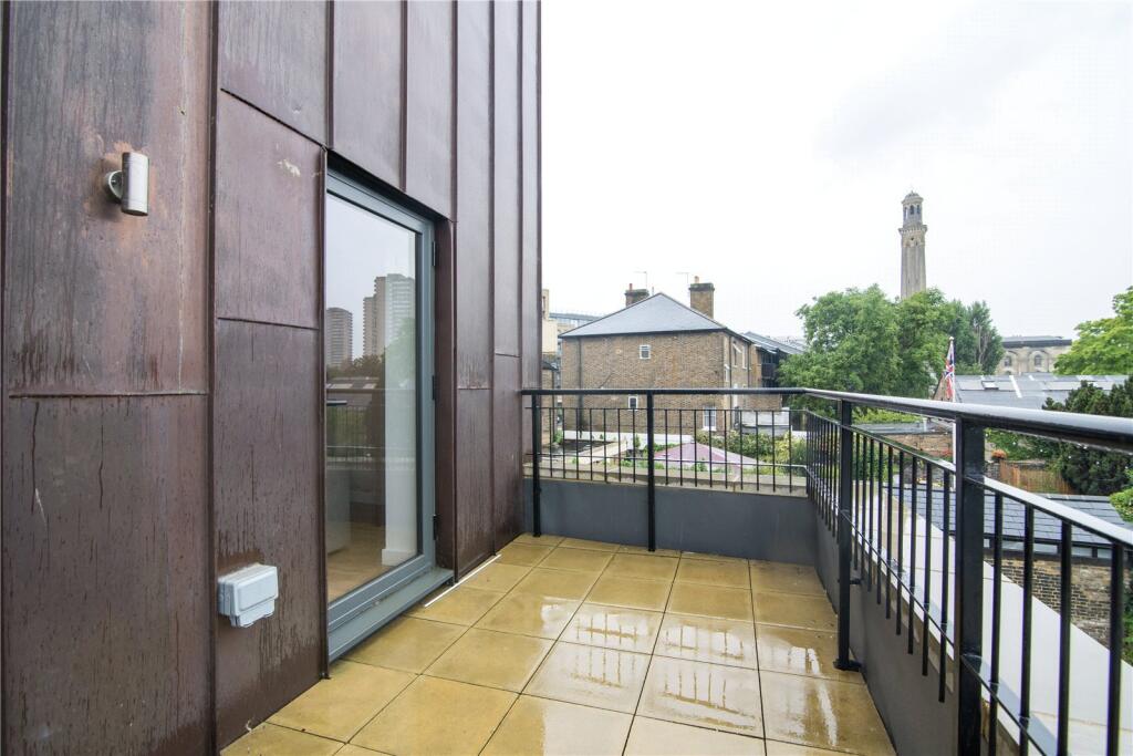 Main image of property: Kew Bridge Road,
Brentford, TW8