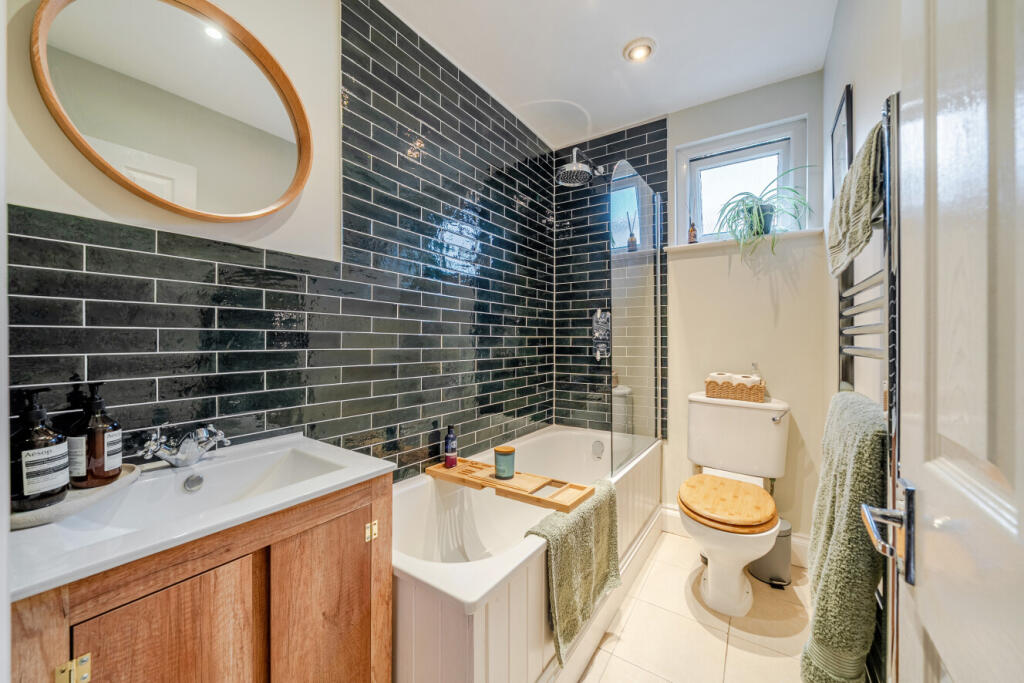 Apartment in London, Furzedown - View 4