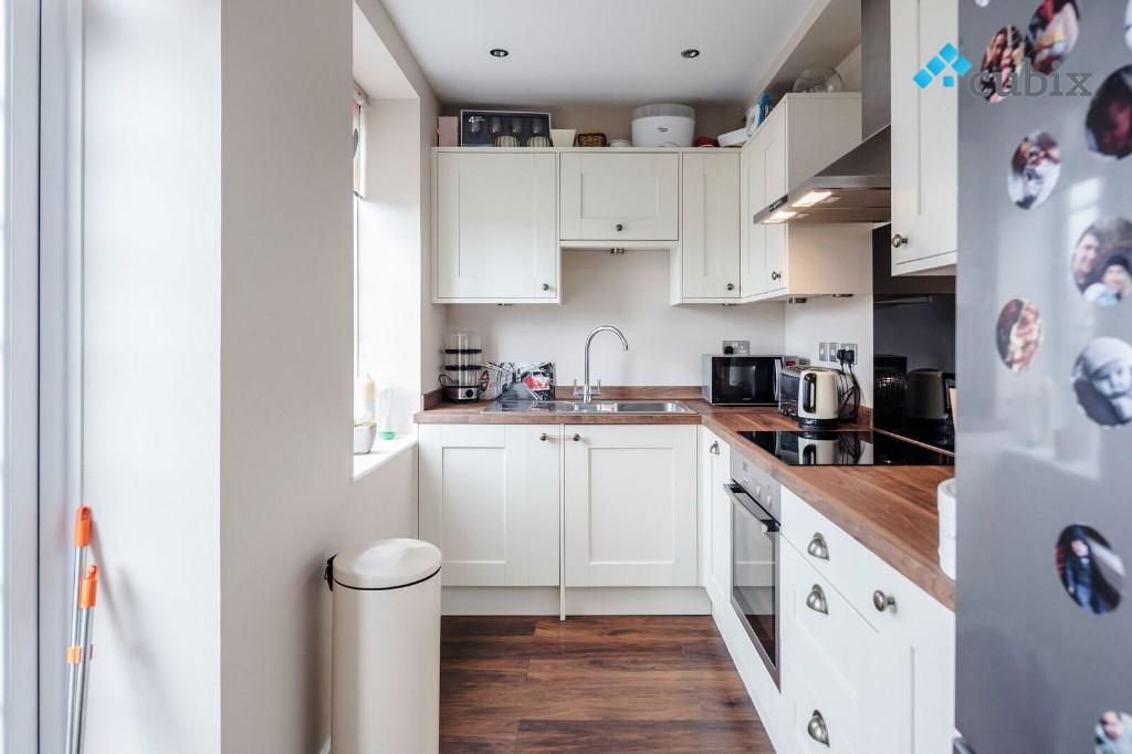 2 bedroom maisonette for rent