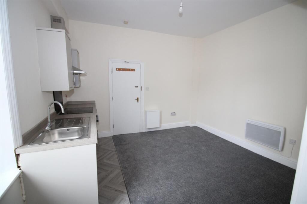 Main image of property: Flat 17, 8 Havelock Street, Blackpool
