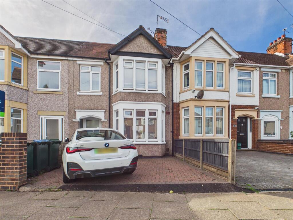 Main image of property: The Mount, Cheylesmore, Coventry * THREE BEDROOMS *