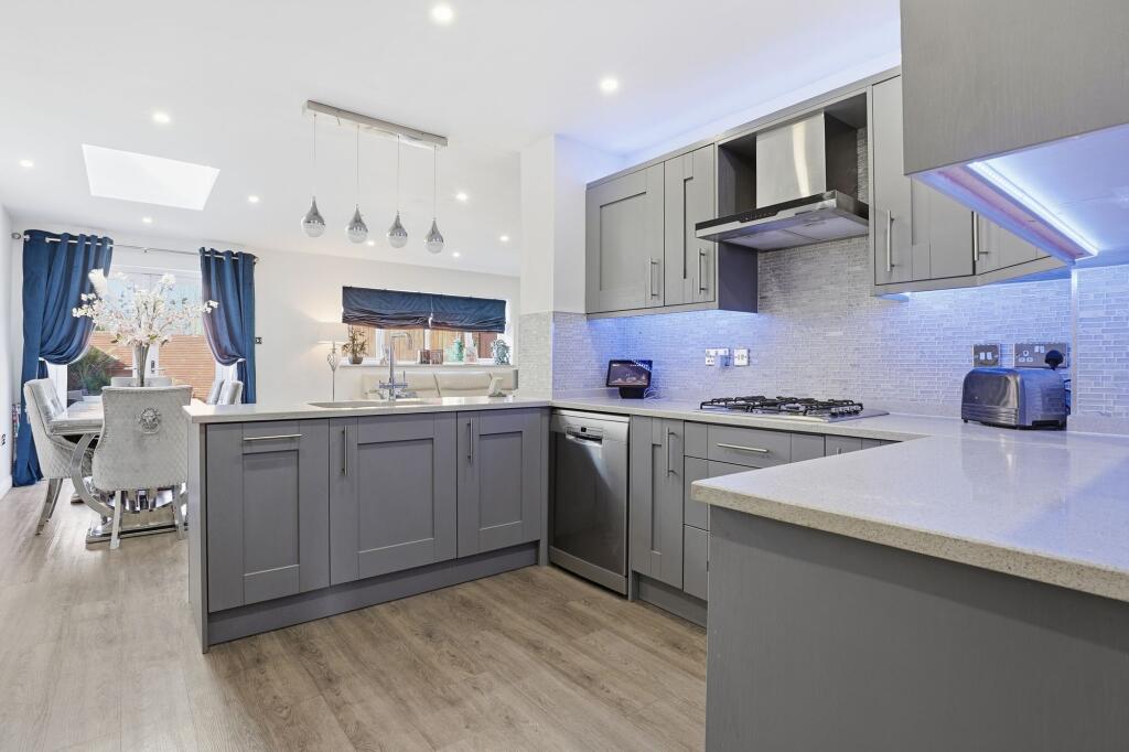 House in Milton Keynes, Abbey Hill - View 2