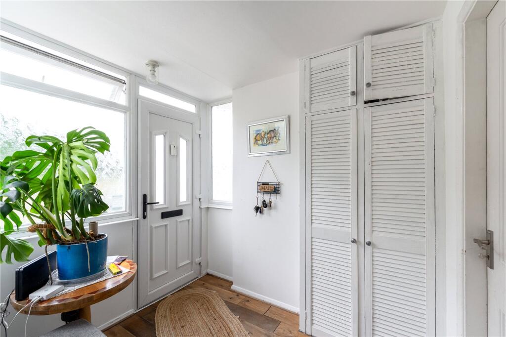 Portsmouth Road, Cobham, Surrey, KT11 - View 5