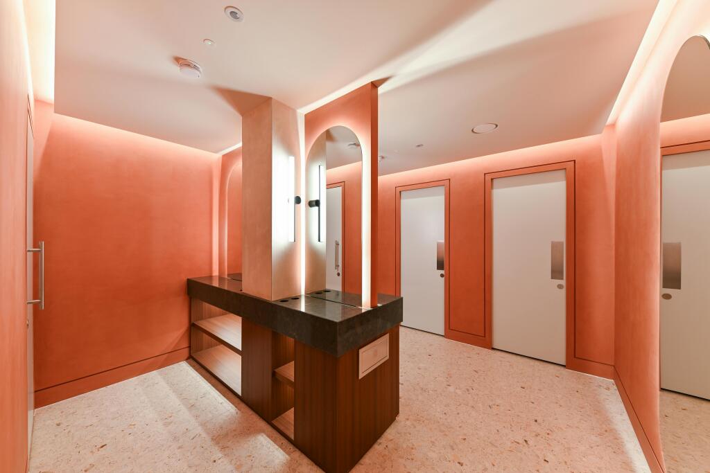 160 OBS 47 (basement).jpg