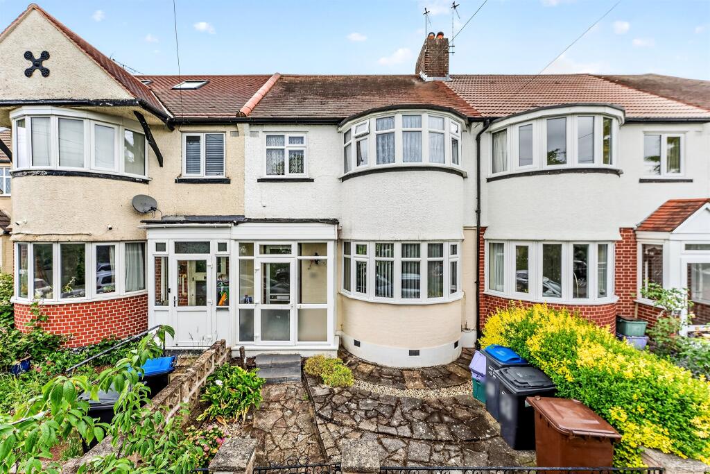 Main image of property: Holne Chase, Morden