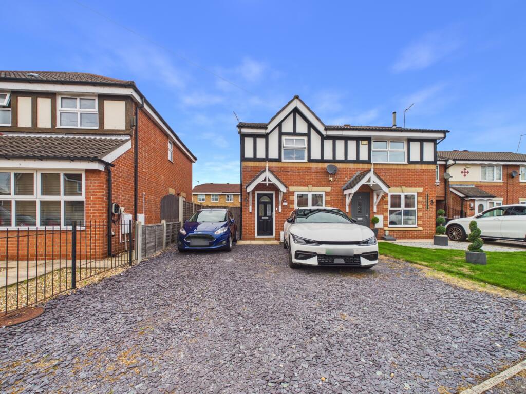 Main image of property: Acorn Grove, Hull, HU8 9XZ