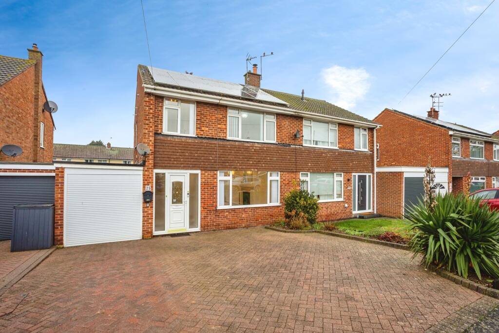 Main image of property: Brewsters Close, Bingham, Nottingham, Nottinghamshire, NG13
