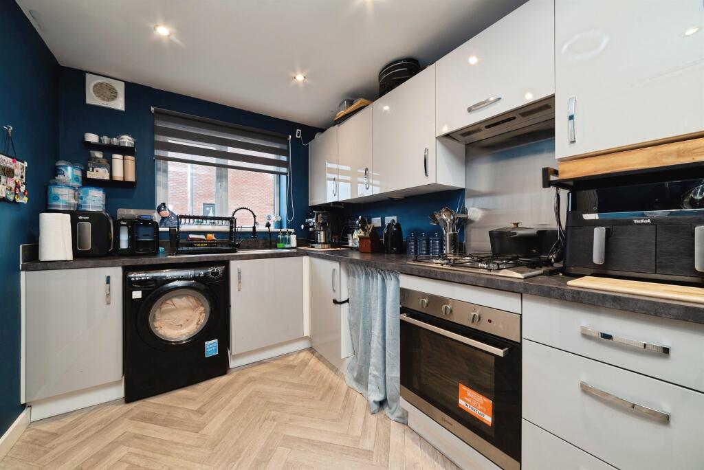 Main image of property: Pretoria Street, Hull