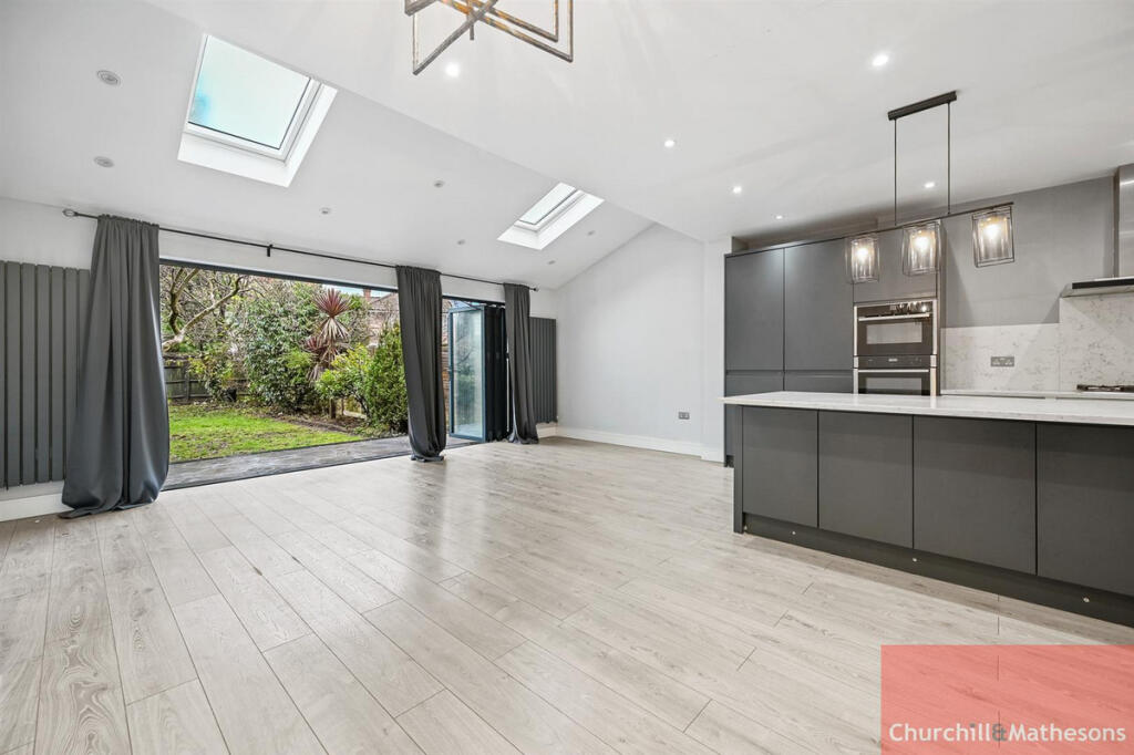 Main image of property: Western Avenue, London, W3 6