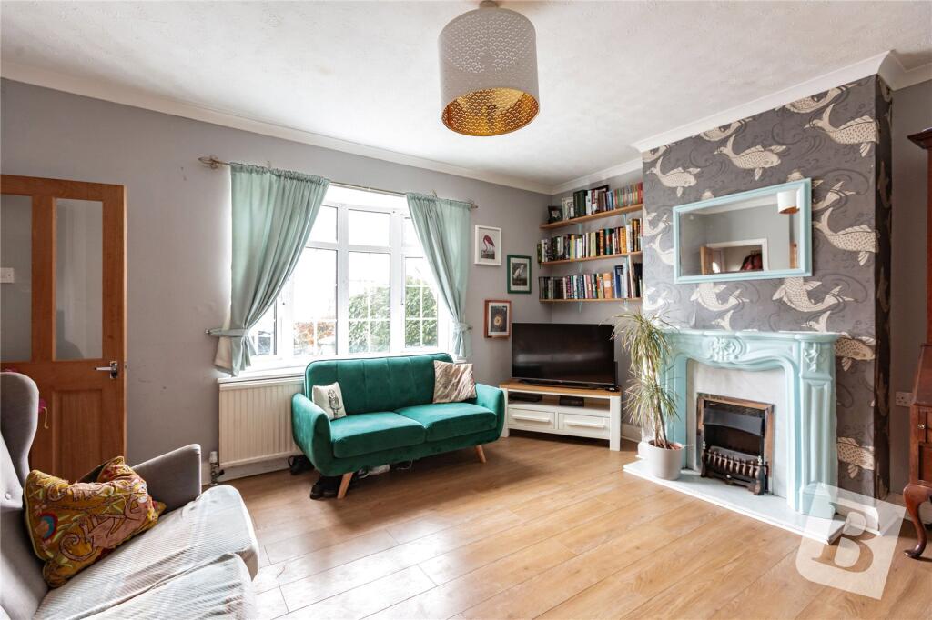 Main image of property: Crescent Avenue, Hornchurch, RM12