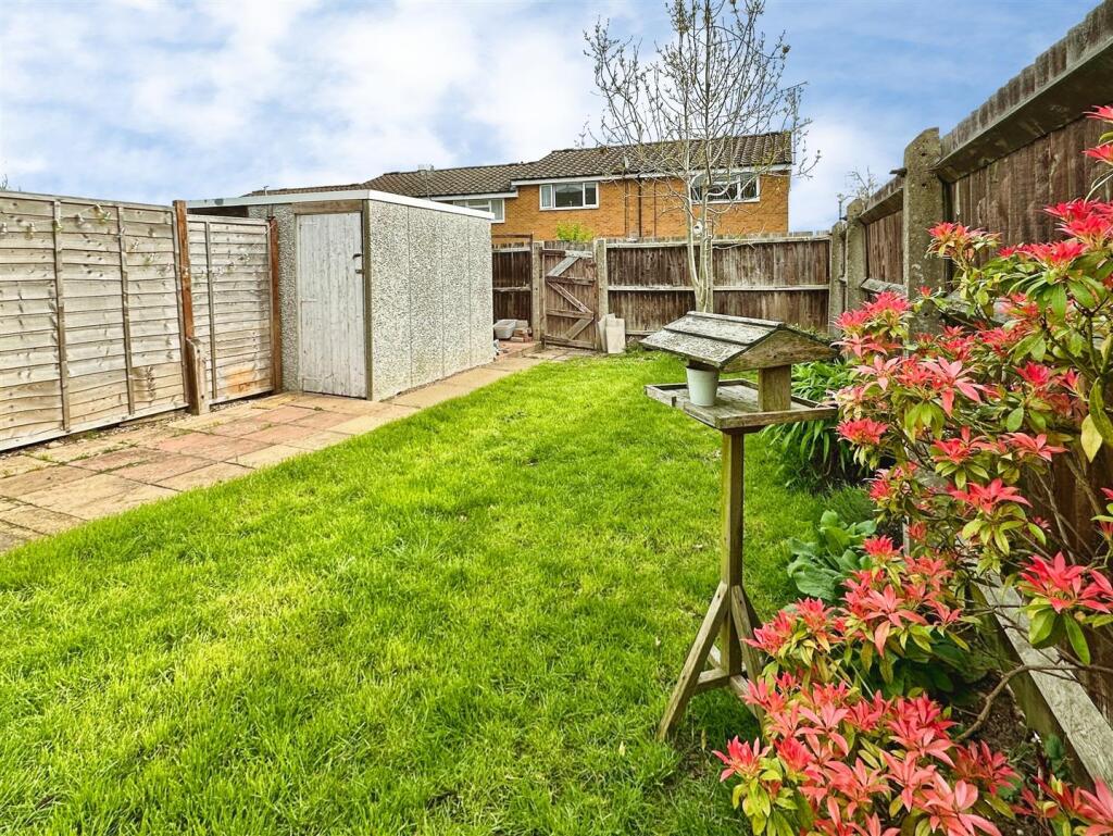 Eldorado Close, Studley photo 3