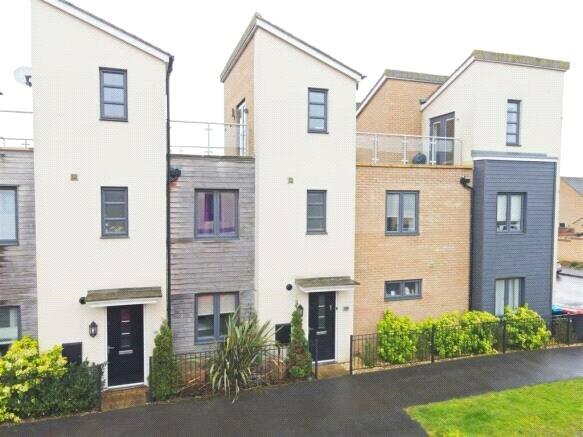 Main image of property: Selkirk Drive, Oakridge Park, Milton Keynes, MK14