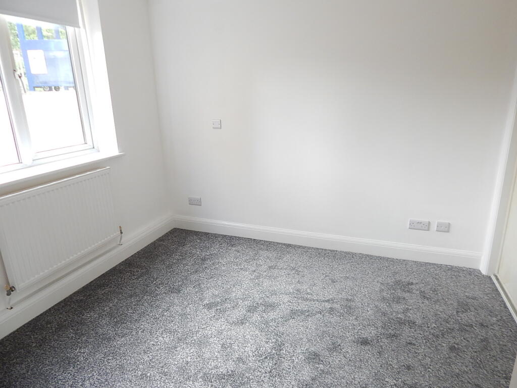 Apartment in Rochester - View 5