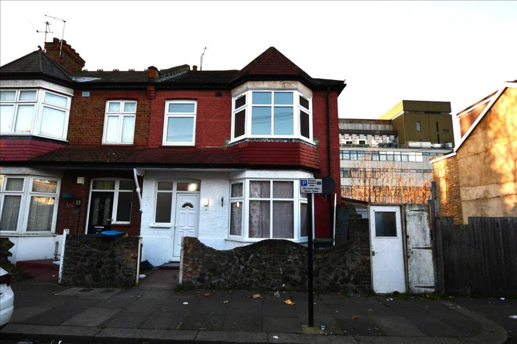 Main image of property: College Close, London