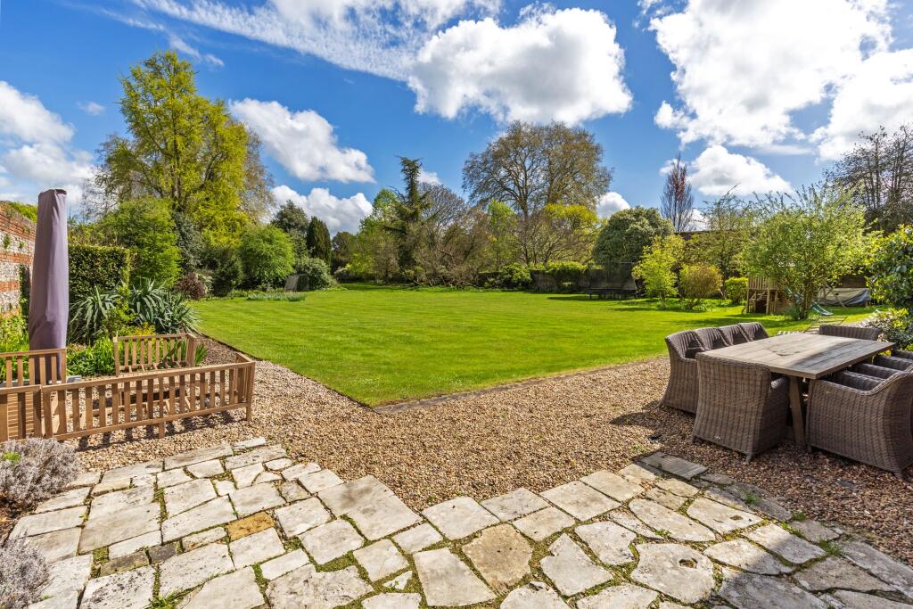 Property photo 11