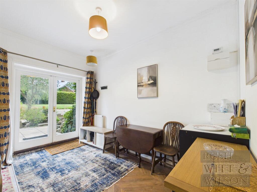 Apartment in Tonbridge - More
