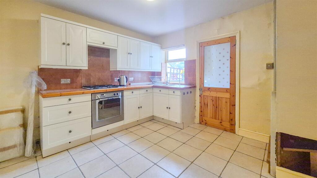 House in Stevenage - More