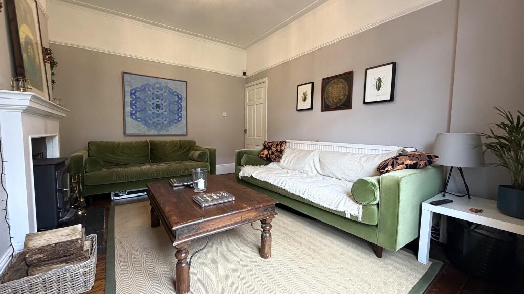 House in Manchester, Burnage - More