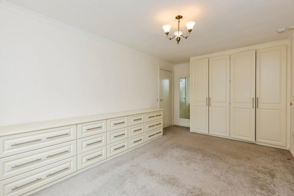 Apartment in Cheltenham, Moorend, Charlton Kings - More