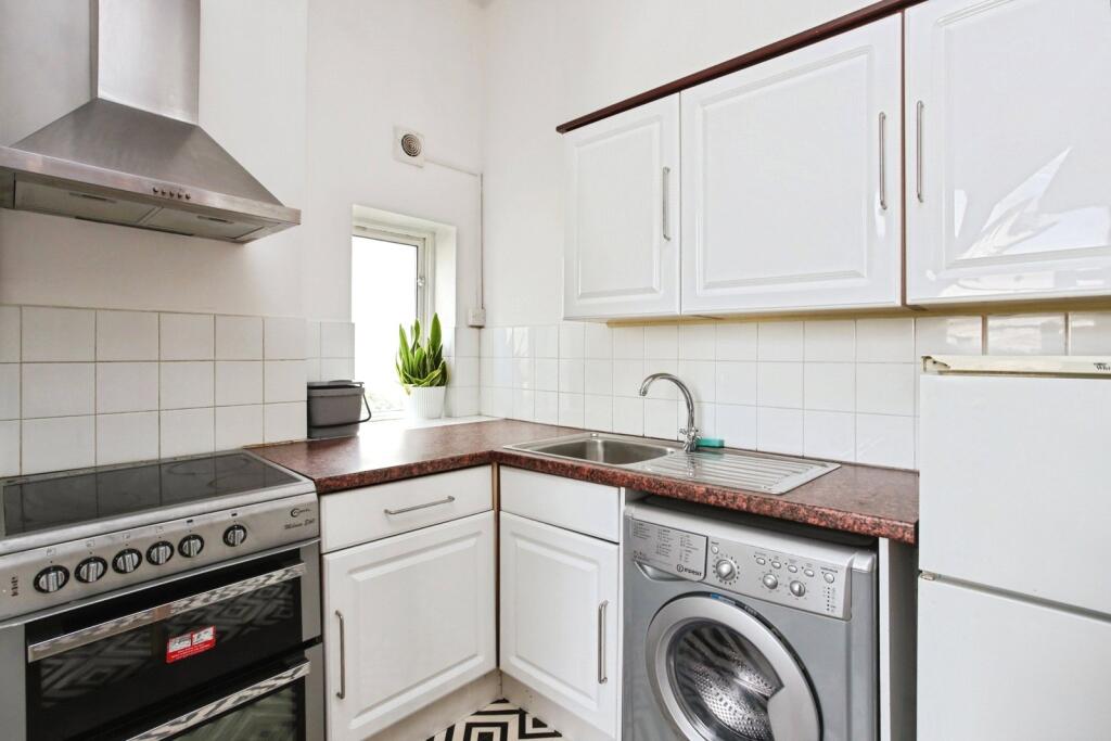 Apartment in Tonbridge - View 2