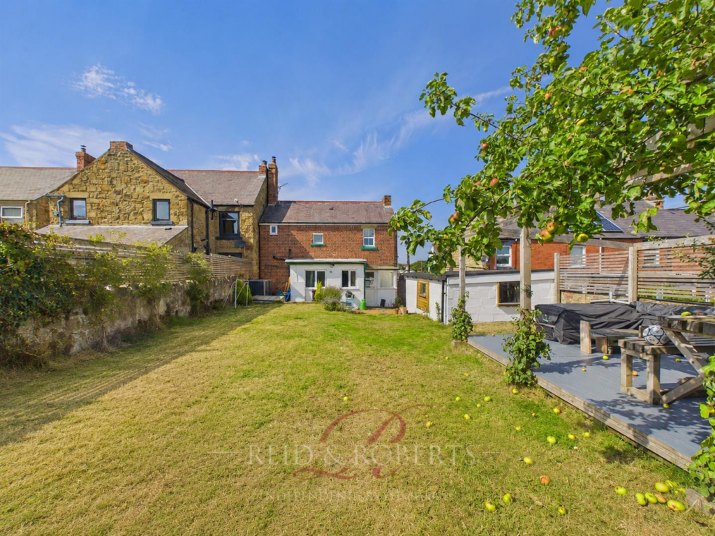 3-bed detached on Rhewl Fawr Road, Penyffordd, Holywell, £300,000