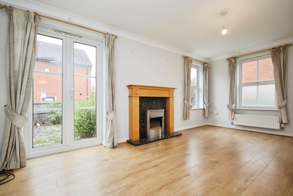 Oak Tree Drive, Witham St. Hughs photo 4