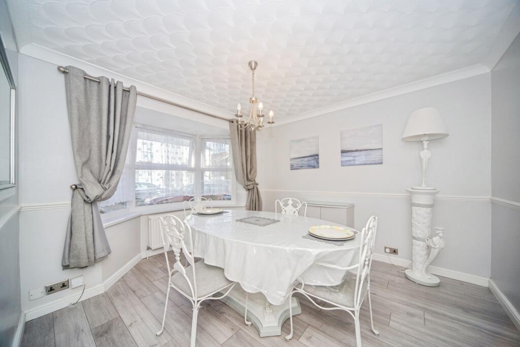 House in Southampton - View 3