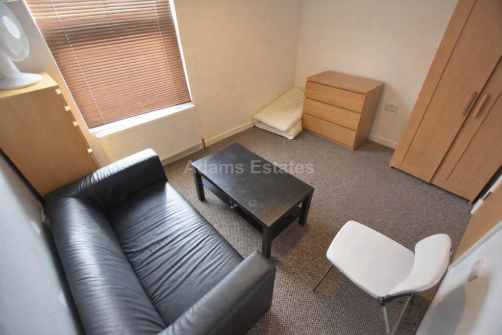 Apartment in Reading, Newtown - View 3
