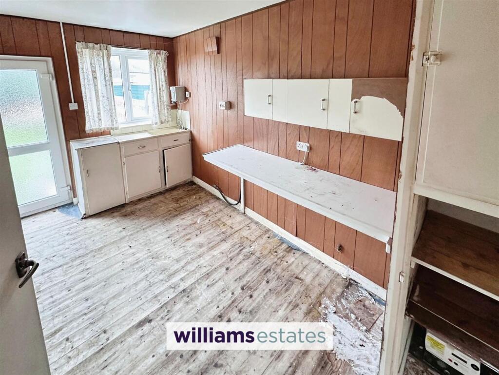 Stephen Road, Prestatyn, LL19 photo 3