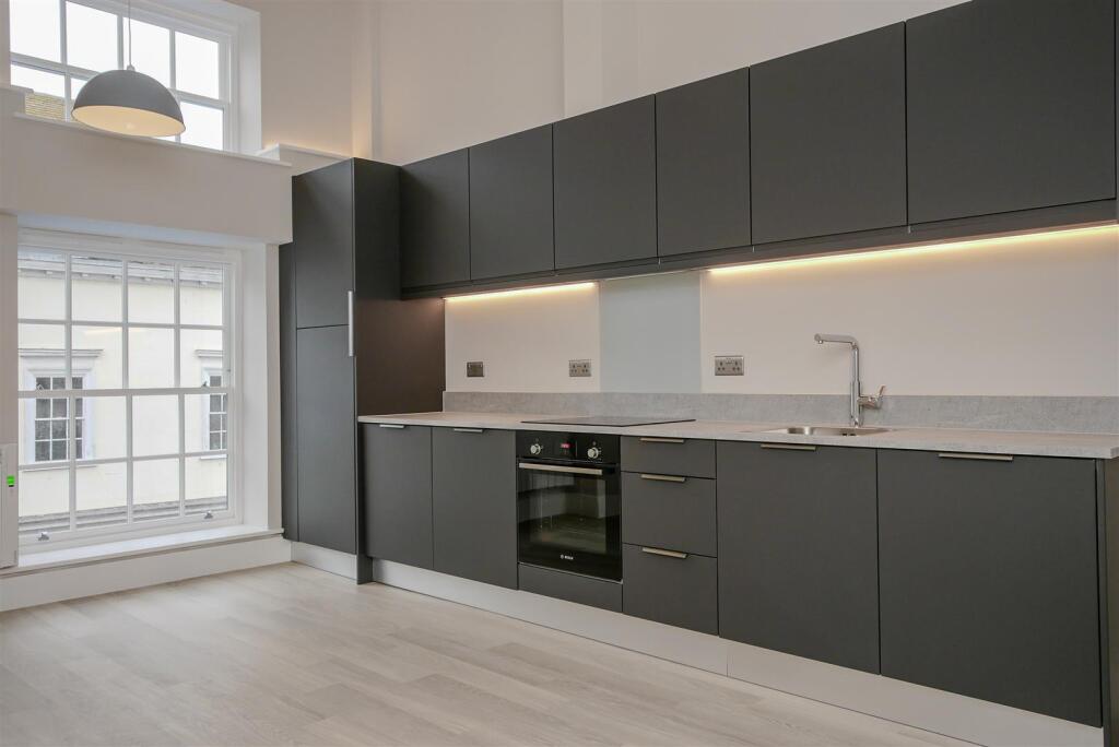 Apartment in South Oxfordshire, Winterbrook, Wallingford - View 4